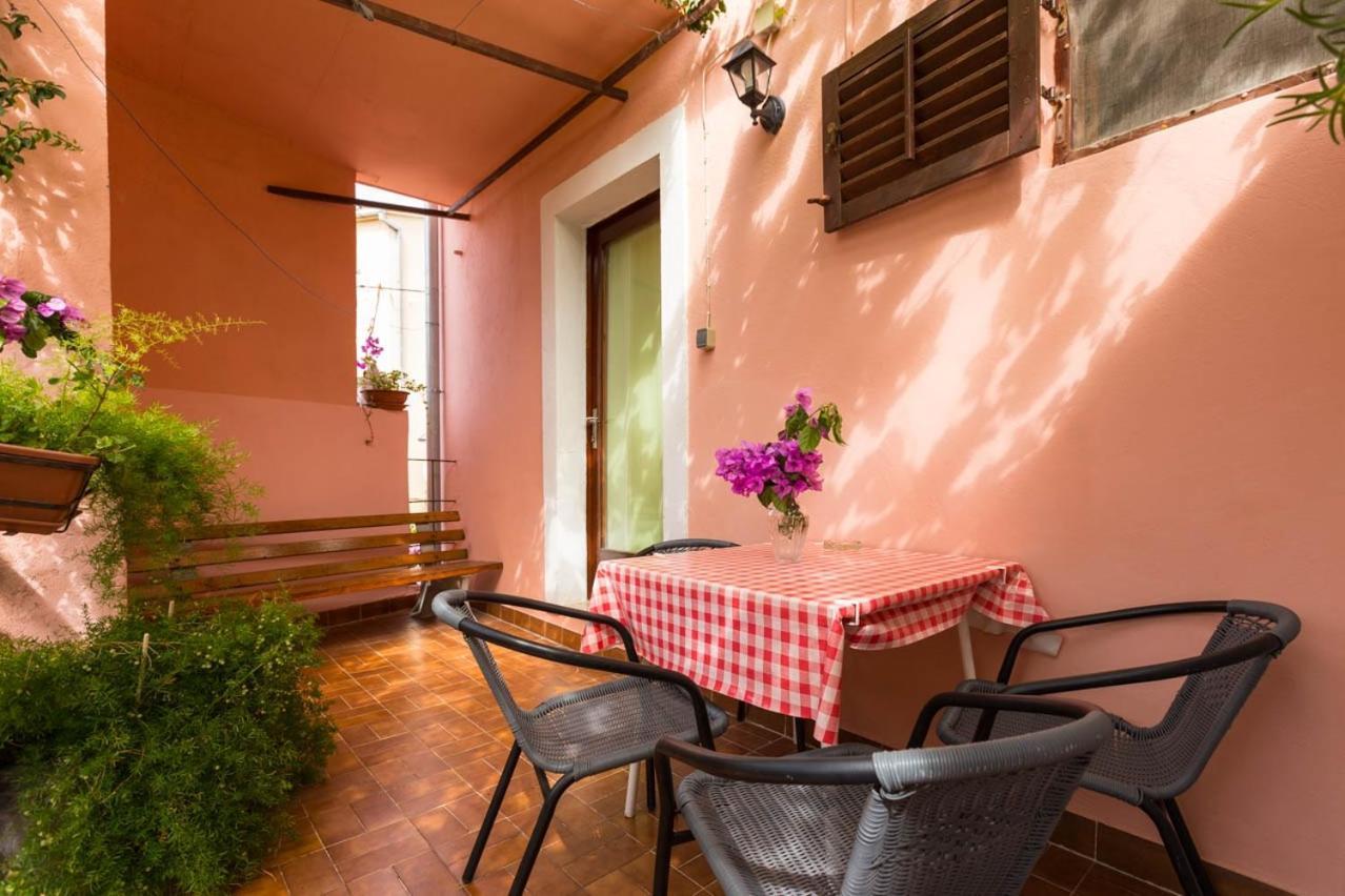 Apartments By The Sea Mali Losinj Veli Losinj Luaran gambar